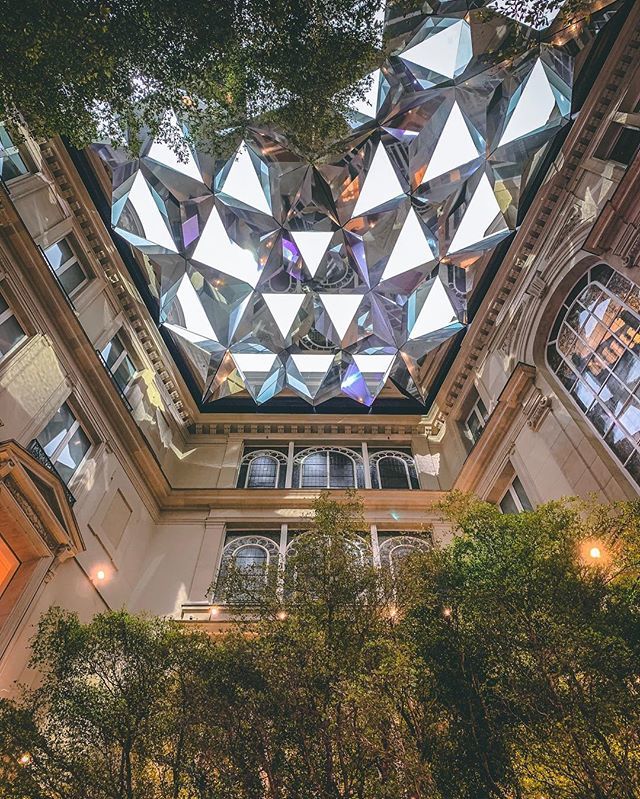 AnhPhanFr's tweet photo. SkyLight.
.
.
.
#paris #champselysees #applestore #applestorechampselysees #architecturelover #droplight #loveparis #geometry #igersparis #lifeofadventure #wanderlust #theoutbound #iamatraveler #stayandwander #cettesemainesurinstagram #beautifuldestinati… https://t.co/s2pJ5zdxxd https://t.co/SnQ7bf7CuZ