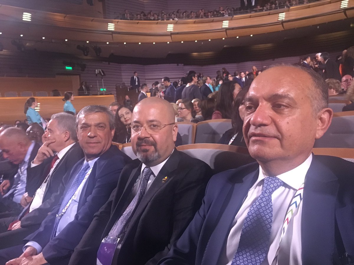 Amjad_O_Adaileh's tweet photo. تشرفت اليوم بحضور الاحتفال الرئيسي لمنتدى #سانت_بيترسبورغ العالمي السابع للثقافة برعاية الرئيس الروسي #فلاديمير_بوتين الذي جرى مساء اليوم في اكبر مسارح مدينة #سانت_بيترسبورغ مسرح #marinsky بمشاركة اهم اوركسترا روسية. في هذا العام يشارك ٣٥ الف شخص في المنتدى وفقا للرئيس بوتين. https://t.co/9MTVXaVvOW