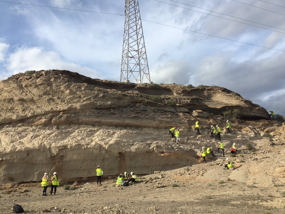 gusolidearth's tweet photo. Today the @UofGGES @uofglasgow #geology students were deciphering eruption histories in the #ignimbrites of Tenerife and considering spatial variations and the role of topography and erosion in the emplacement of #pyroclastic density currents. #volcano #tenerife #hazards https://t.co/24G6yrsFIS