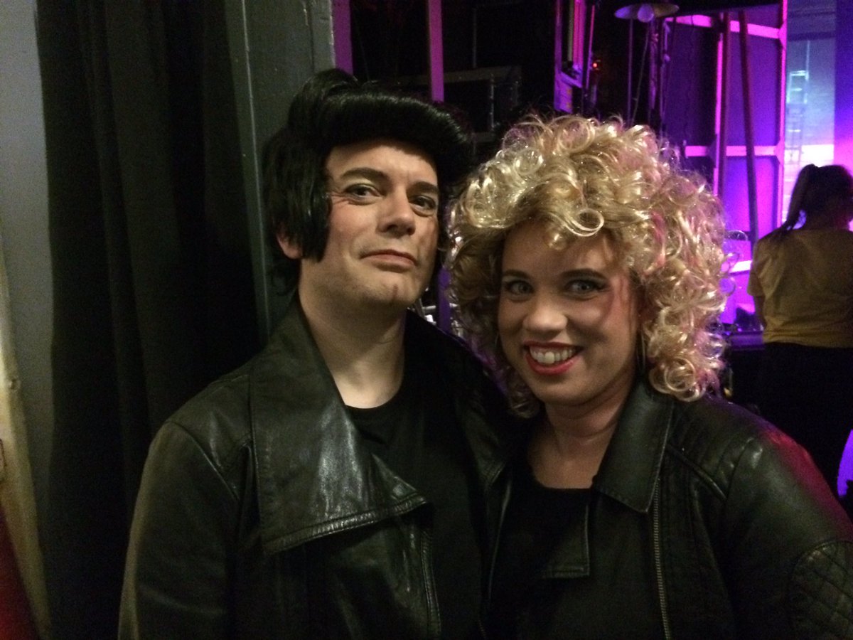 ‘Tell me about it, stud’. The unrecognisable <a href="/SimonSpark1/">Simon Spark</a> and <a href="/nicolagilroy1/">Nicola Gilroy</a> from <a href="/looknorthBBC/">BBC East Yorkshire</a> as Danny and Sandy for #CIN2018