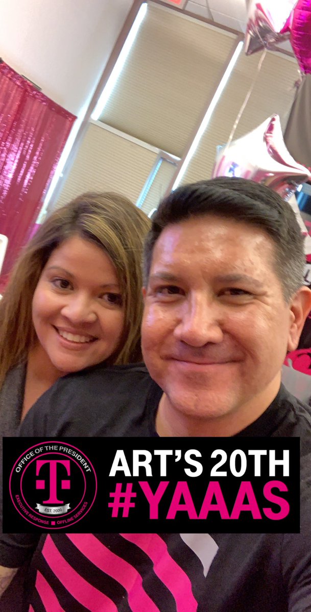 Ev_Roj's tweet photo. Happy #20year TMO anniversary to the best boss we could ask for! You are an amazing leader and I’m so lucky to work with you everyday! Thank you for everything you do for our customers &amp; all of us! We ❤️ u! @art_lucero @KimberlyJWyman @CallieField https://t.co/cBb1XxSBJ9