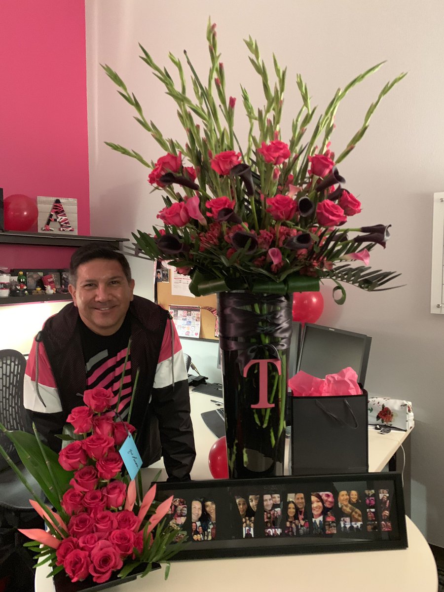 Ev_Roj's tweet photo. Happy #20year TMO anniversary to the best boss we could ask for! You are an amazing leader and I’m so lucky to work with you everyday! Thank you for everything you do for our customers &amp; all of us! We ❤️ u! @art_lucero @KimberlyJWyman @CallieField https://t.co/cBb1XxSBJ9