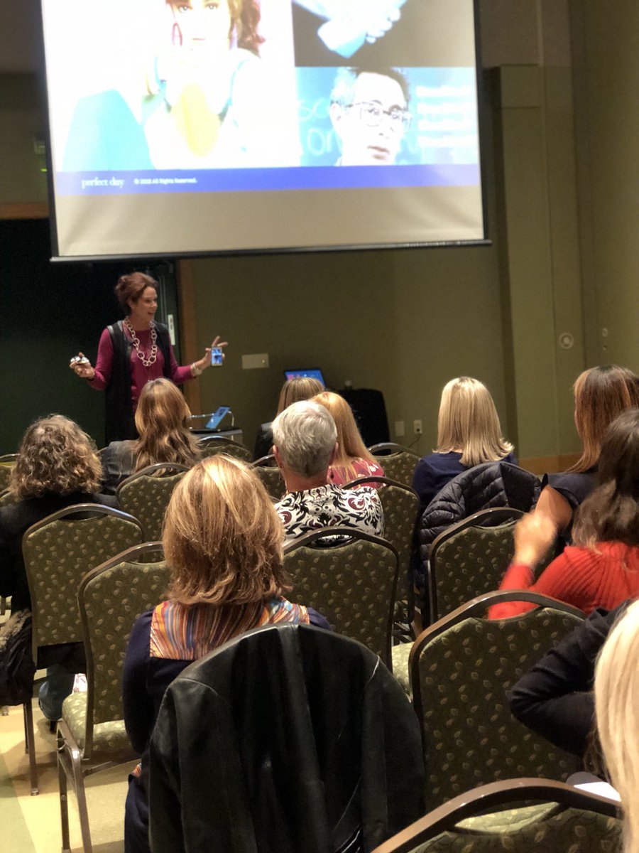 CokiePerfectDay's tweet image. #Fear will screw up your ability to be a better negotiator.

A #PerfectDay to talk about “Perfect”ing Your Negotiation at #C4WNEW! @c4womenchas