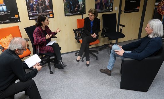 PmMonnier's tweet image. Visite très appréciée  de @laurence_jdn au #SCOidf #EVAM
Écoute, échanges et partage