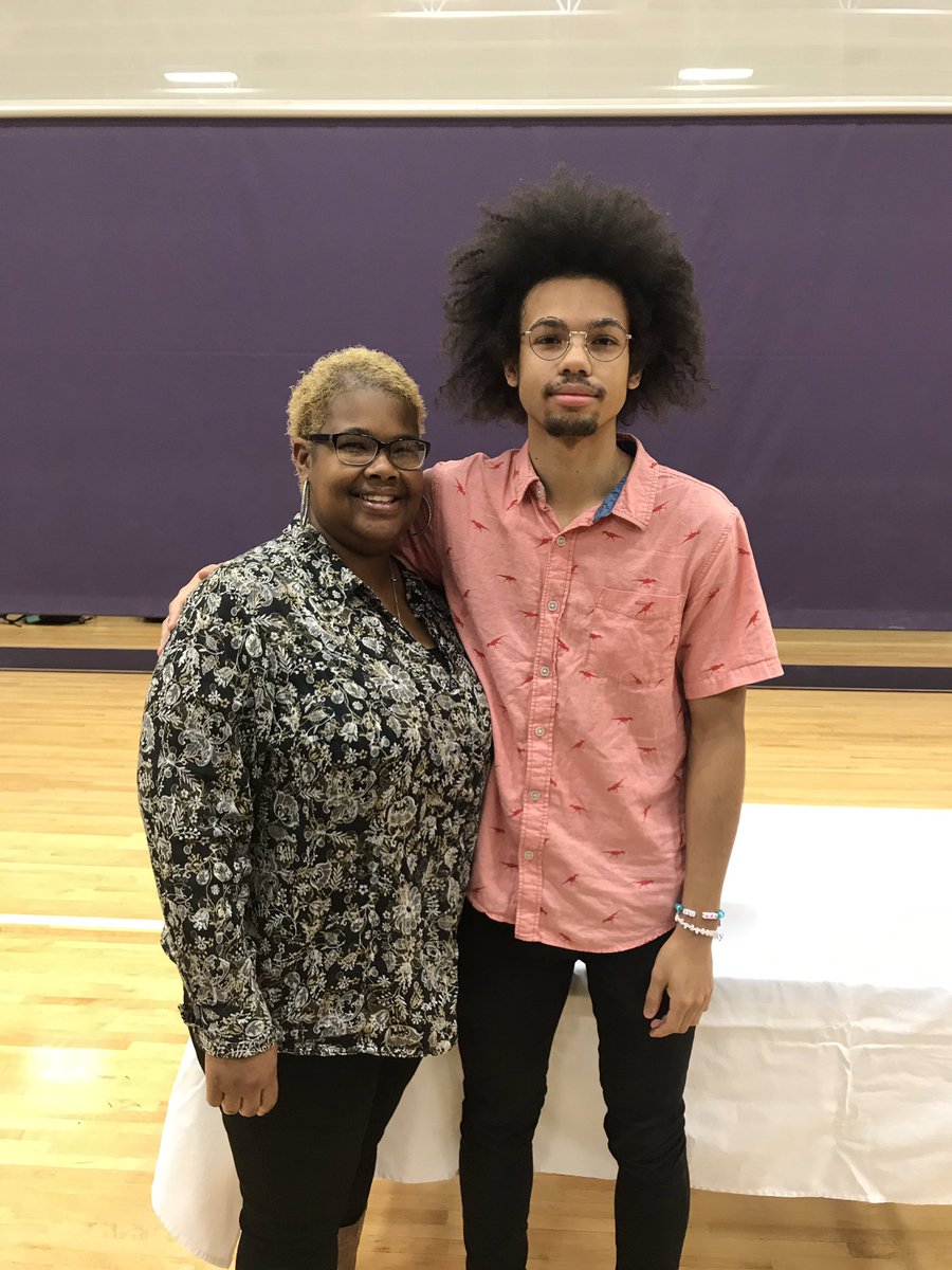 JRHS Basketball tweet media