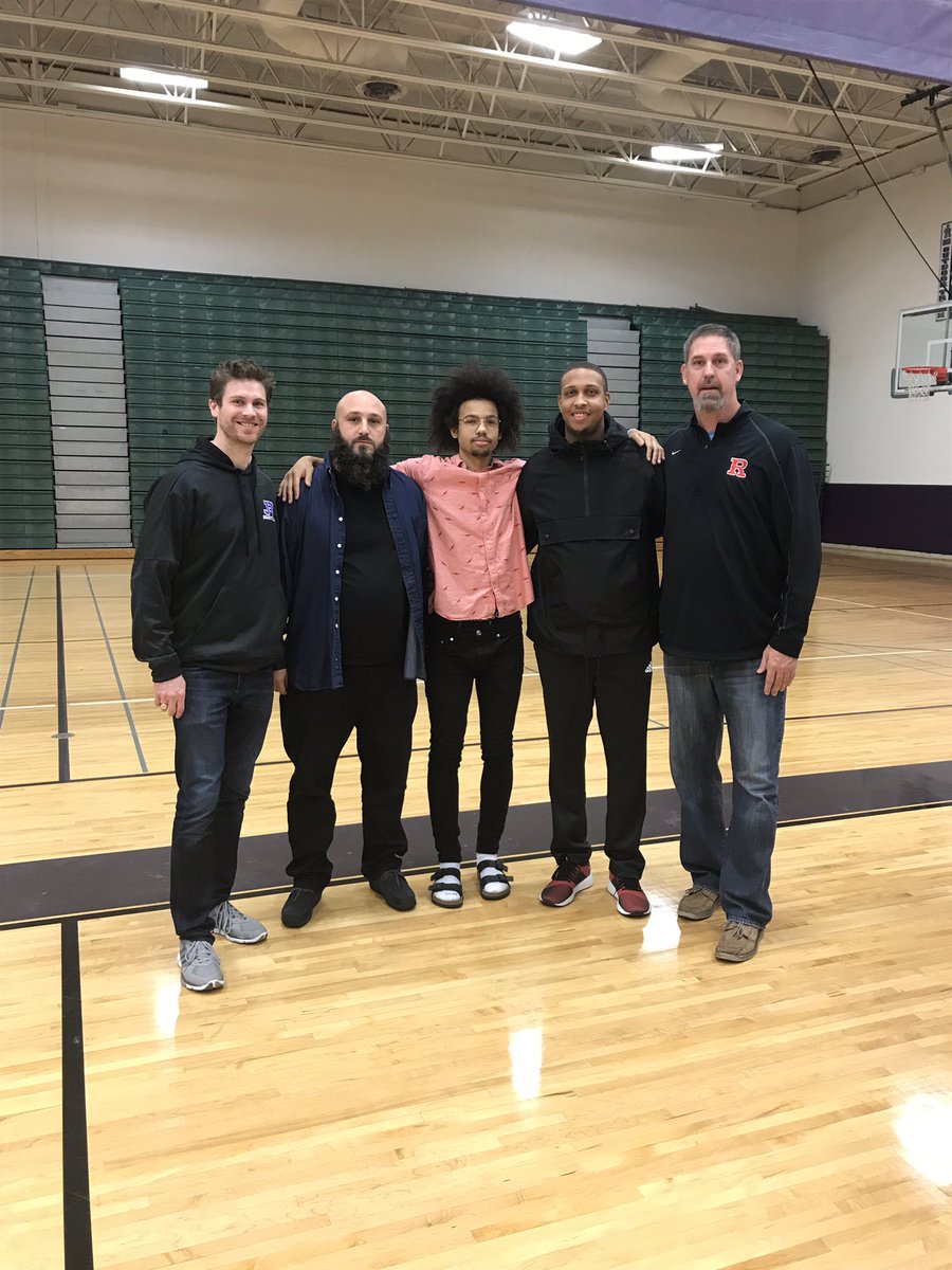 JRHS Basketball tweet media