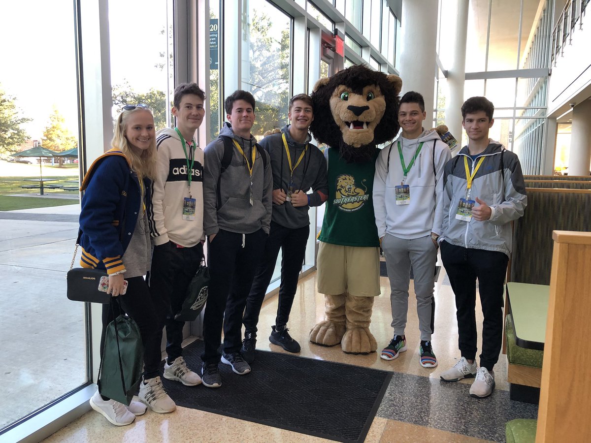 Preview day at Southeastern today. 💛💚🦁