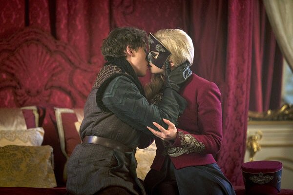InEmeraldCity's tweet photo. Jack and Lady Ev 💕 #EmeraldCity https://t.co/uDNksYjh1c