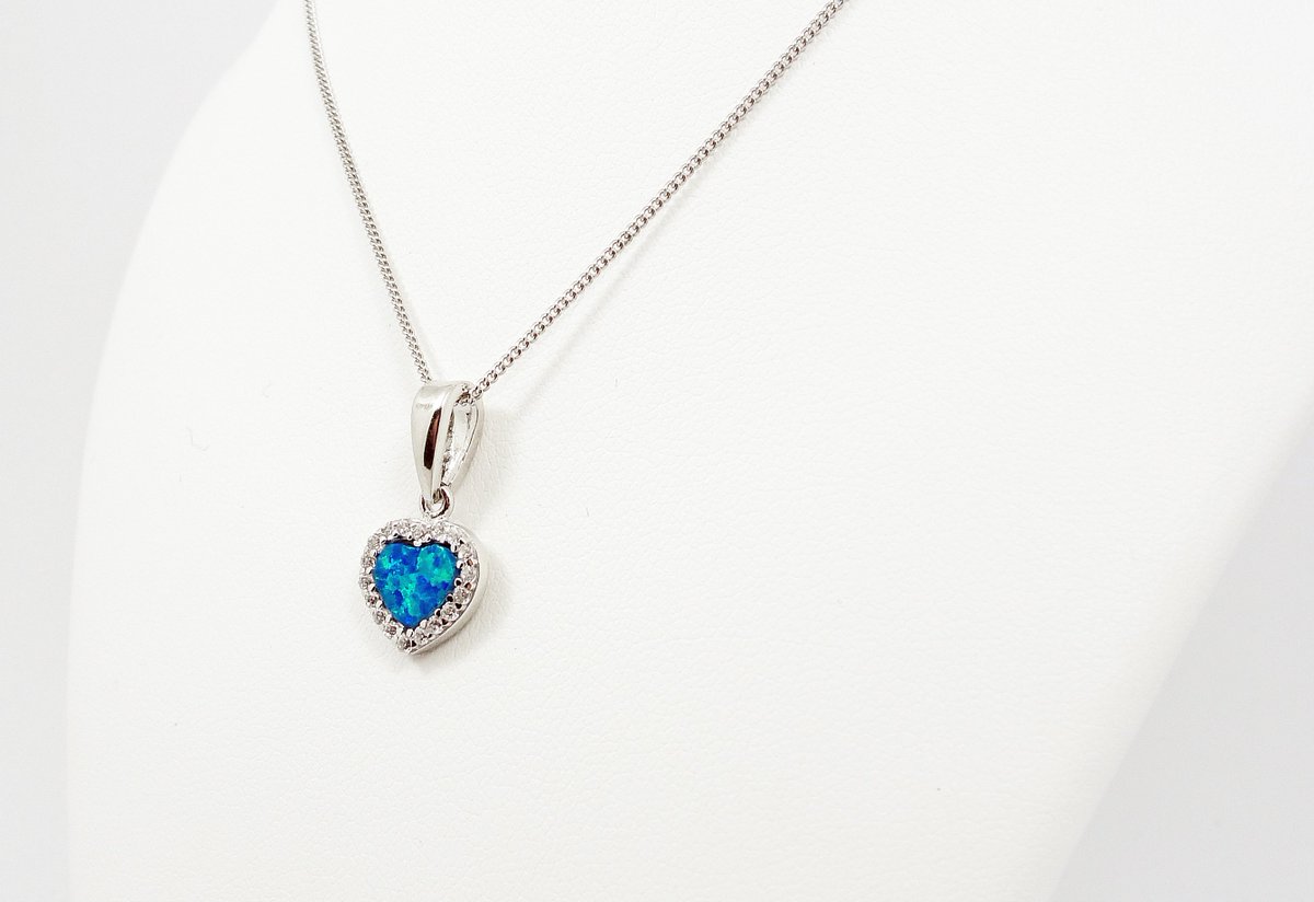Andrianna_Paros's tweet photo. Our #sale for #CyberWeek started early!Check our #beatifull #Greek #opal #jewelry DON'T MISS IT! #handmadejewelry #etsyshop #etsygifts  #jewelrylovers #FamilyBusiness #silver #necklace #earrings #bracelets  #shopsmall #shopmycloset #shopsmallbusiness 

https://t.co/i8yjCruzil https://t.co/6JtPajnVMo