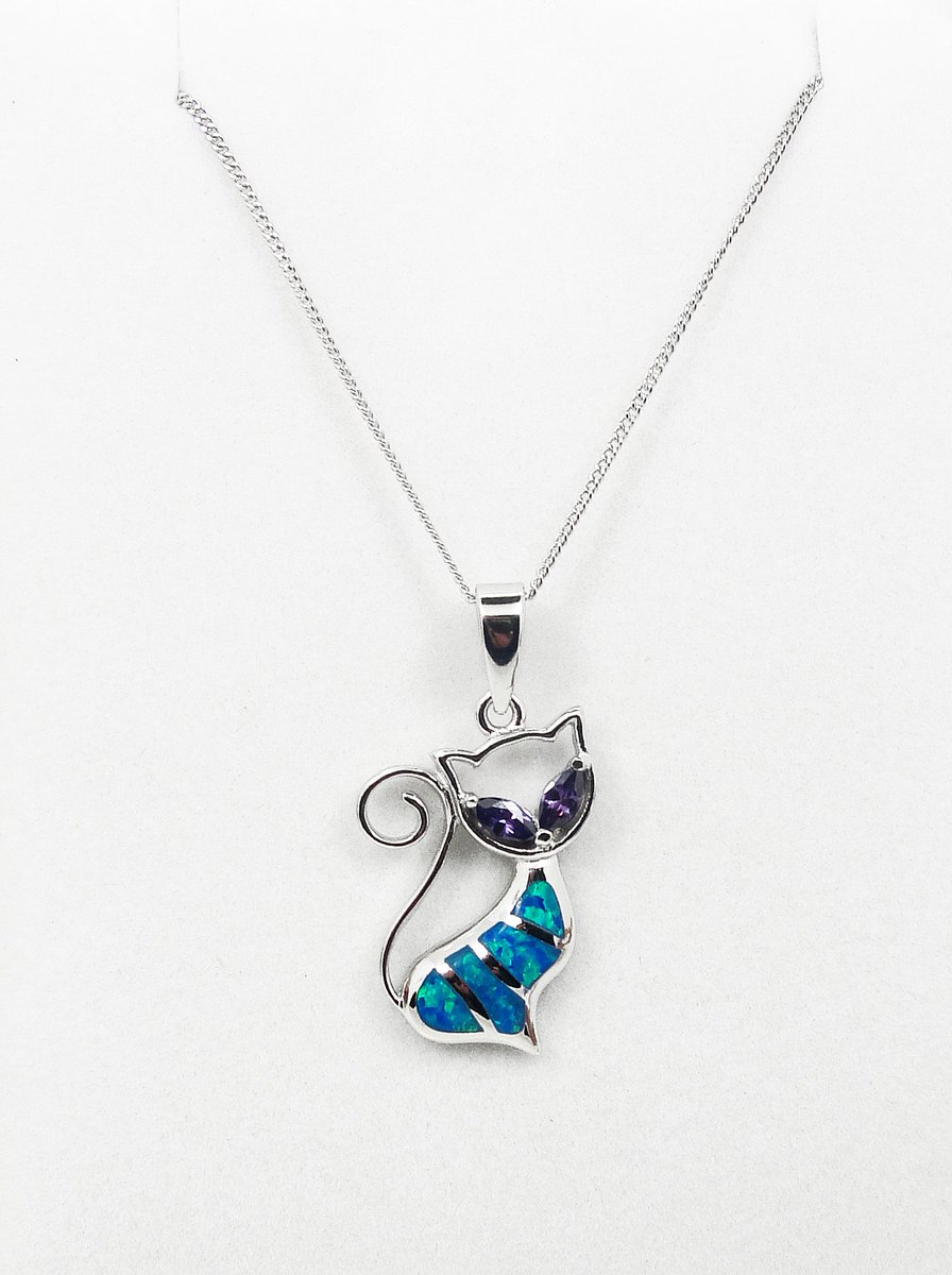 Andrianna_Paros's tweet photo. Our #sale for #CyberWeek started early!Check our #beatifull #Greek #opal #jewelry DON'T MISS IT! #handmadejewelry #etsyshop #etsygifts  #jewelrylovers #FamilyBusiness #silver #necklace #earrings #bracelets  #shopsmall #shopmycloset #shopsmallbusiness 

https://t.co/i8yjCruzil https://t.co/rtJGeyjIQ9