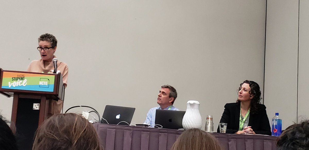 Great minds working together.  I'm glad I had the opportunity to hear them speak. <a href="/MayraTorresTX/">Mayra Torres</a> <a href="/JSerravallo/">Jennifer Serravallo</a>