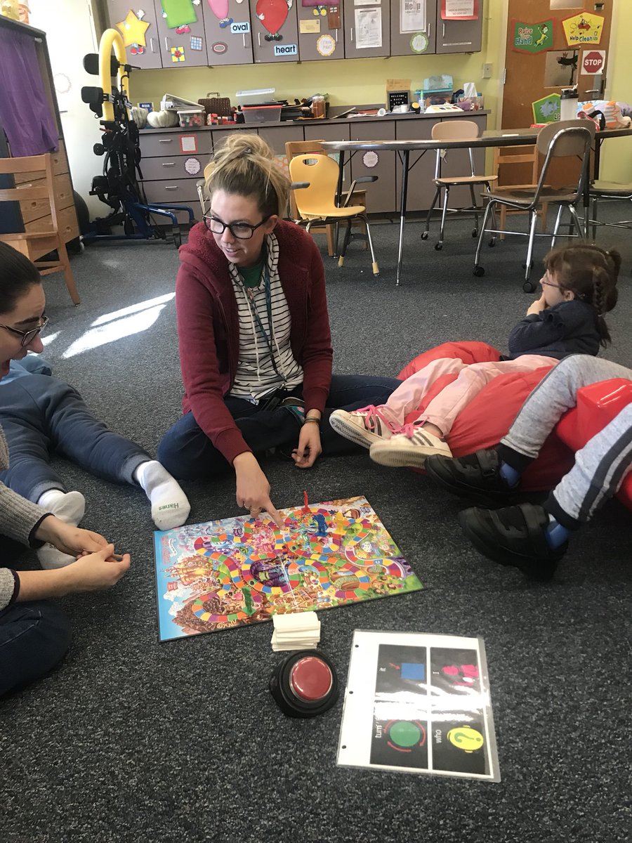 LMEspecialneeds's tweet photo. FUN FRIDAY: Candyland Edition! Using our Core Words and button to talk about whose turn it is. Who will make it to Candyland first? 🍭🍬🍫 https://t.co/2e4a1MQuou