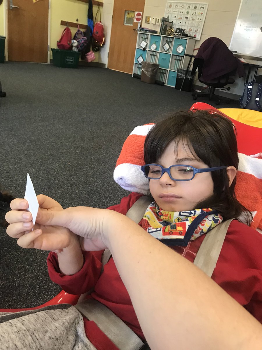 LMEspecialneeds's tweet photo. FUN FRIDAY: Candyland Edition! Using our Core Words and button to talk about whose turn it is. Who will make it to Candyland first? 🍭🍬🍫 https://t.co/2e4a1MQuou