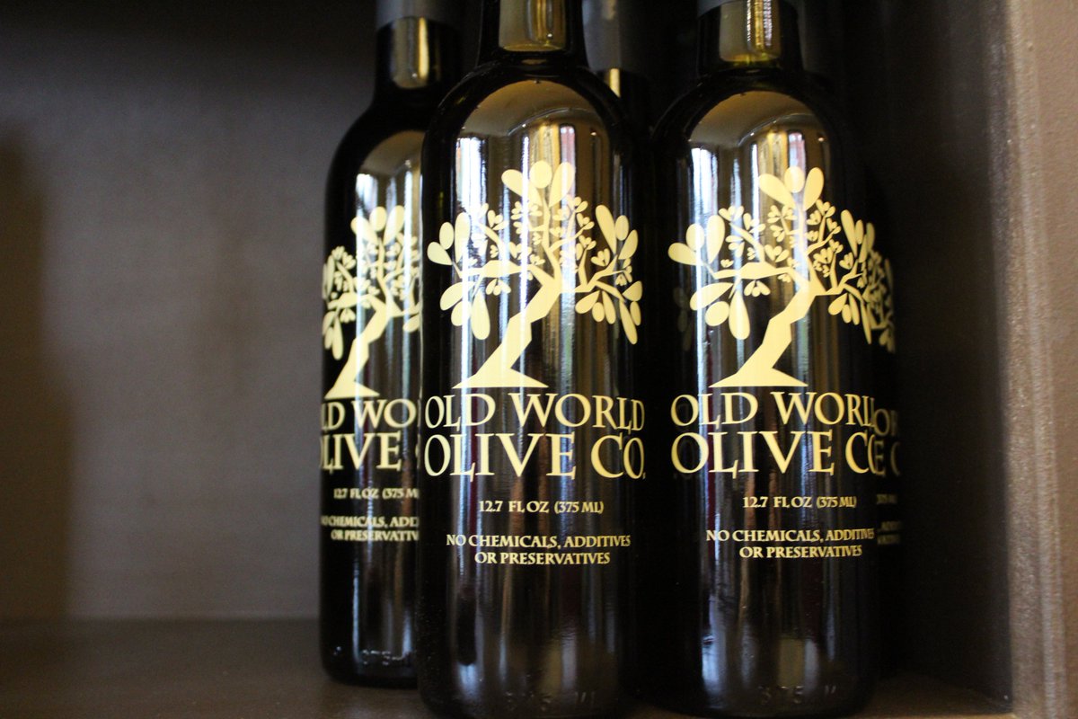 OldWorldOlive's tweet photo. Visit our Rockford, MI location Friday and Saturday (11/16/18 - 11/17/18) for a "Holiday Open House!" (10am-6pm)

We are offering 15% off our oils and vinegars during this event along with light snacks! 

Don't miss out! 

28 N MAIN STREET
ROCKFORD, MI 49341
616-884-0107 https://t.co/x18DOI2byf