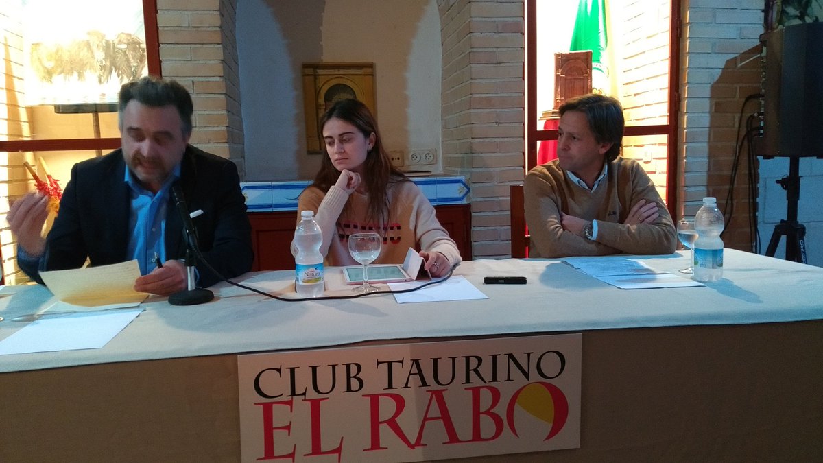 Ahora mismo Pilar Prado de Torrealta #ElPuerto #TorosYPunto #toros