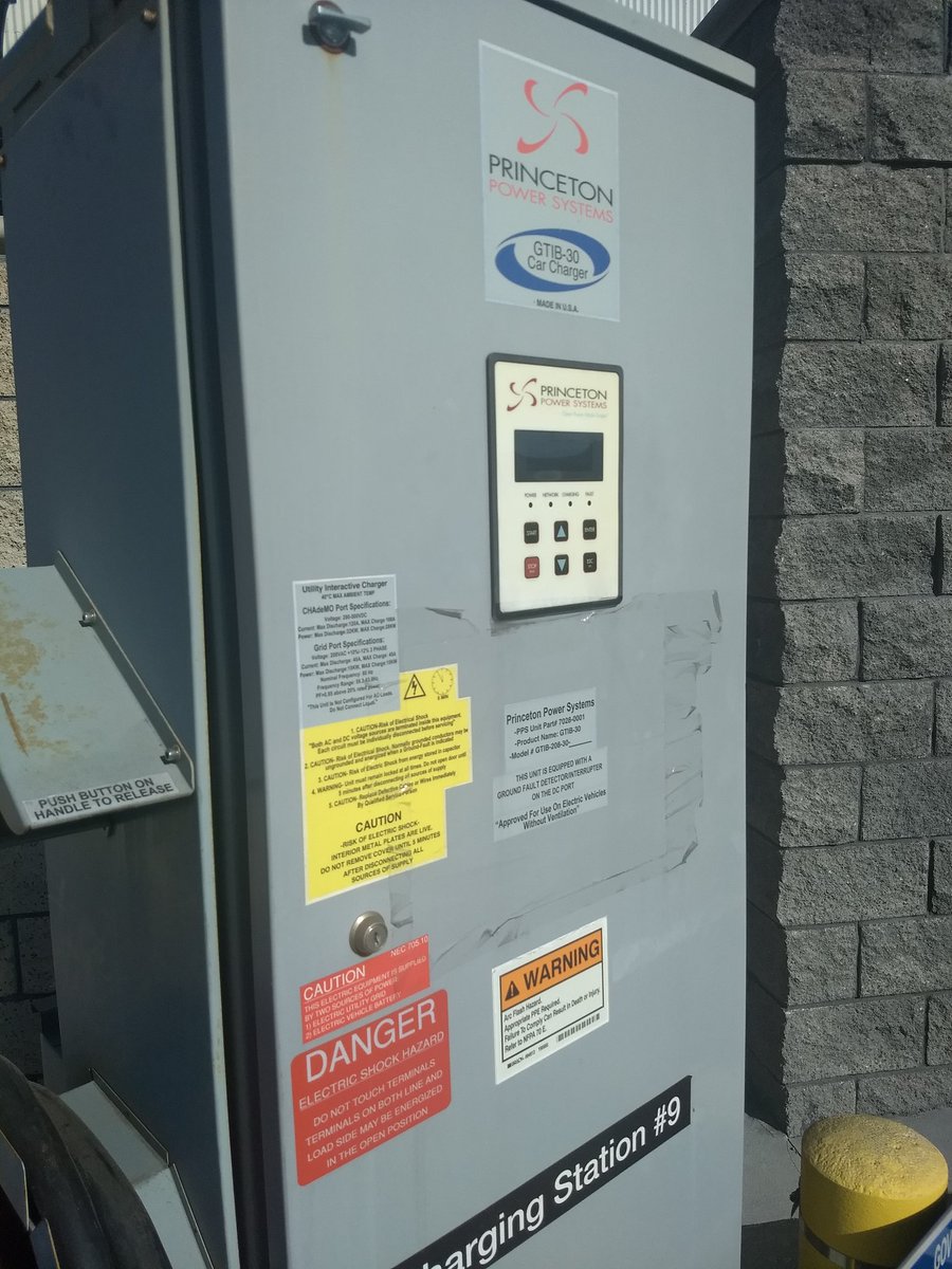 nscrisostomo's tweet photo. Visited the Los Angeles @usairforce Base, the home of California's first fleet of #ElectricVehicles capable of providing storage services to the @California_ISO. This pioneering fleet was powered in part by @CalEnergy's Alternative Fuels Program. #ARFVTP10 #V2G ⚡↔️🔌🔋🚗 🚐 https://t.co/RQtuPoULz8