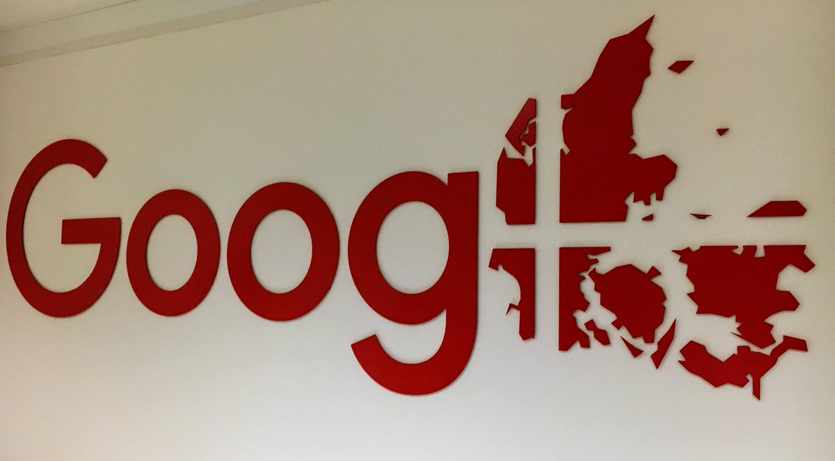 teachastic's tweet image. Graduation day