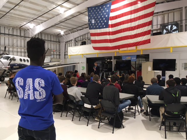 SASsoftware's tweet photo. Today 78 talented @ApexAOIT high school students participated in #DataOnTheFly - a hands-on opportunity for students to build their own models to track aircraft & analyze data + to learn about tech & aviation. Thank you to all involved for a great day! @RDUAirport @FAANews https://t.co/c9LaCzEA9S