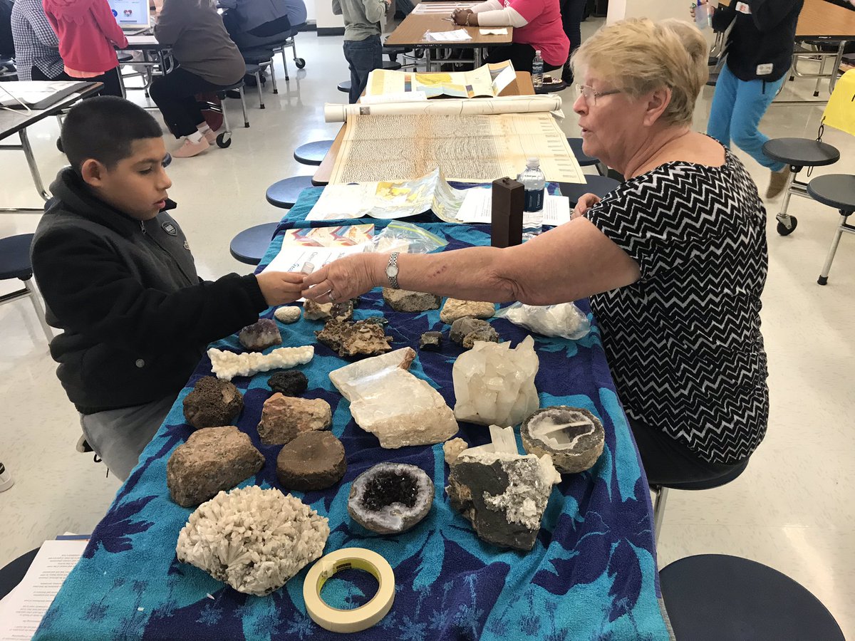 LCE_Mustangs's tweet photo. Career Day at LCE! #lcelearns @CCISD https://t.co/MAcyY7MJPp