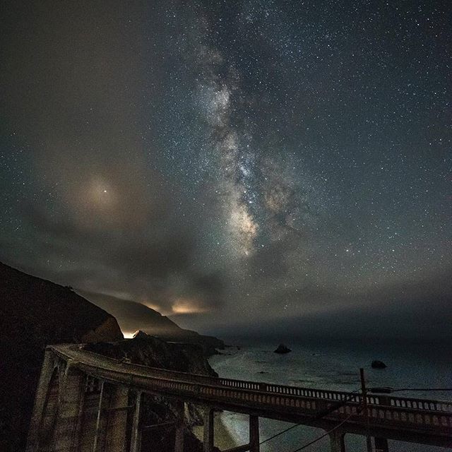 cawatchcompany's tweet photo. 🌌 Single exposure goodness from @jschwab_24
.
.
.
.
. 
#californiawatch #itscaliforniatime #milkyway #nightsky #agameoftones #photooftheday #roadtripcalifornia #jaw_dropping_shots #california #ourplanetdaily #roamtheearth #landscape_lovers #visualsof… https://t.co/I48kBcD8L0 https://t.co/Mc6bRiWSoj