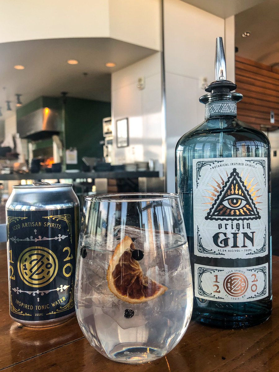 Since @4HandsBrewingCo can do no wrong with their beer, you should expect the same from their @1220spirits Gin and Tonic - now available 🍸