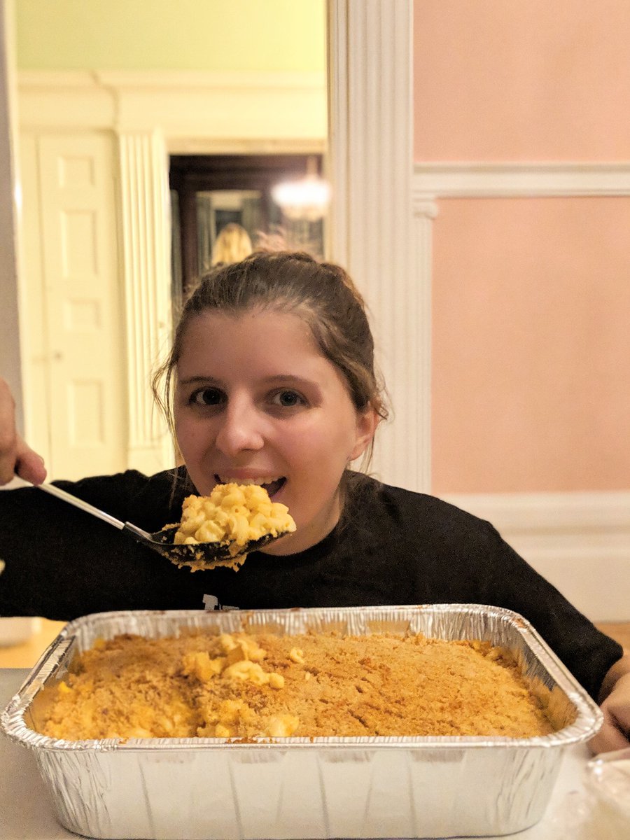 FlaglerEnactus's tweet photo. Anything is pastable with teamwork! We had such a fun time at our team's Thanksgiving. We especially loved Cheyenne's Mac &amp; Cheese! 🧀 https://t.co/CRvsSaiRFx