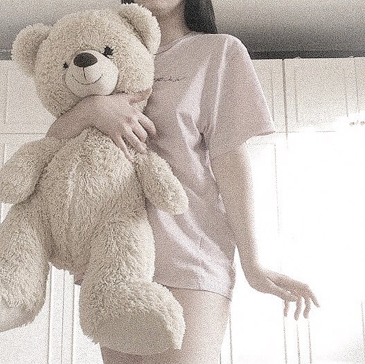 ฮลน𐬹 ⌁ ❀ ༉‧ tweet media