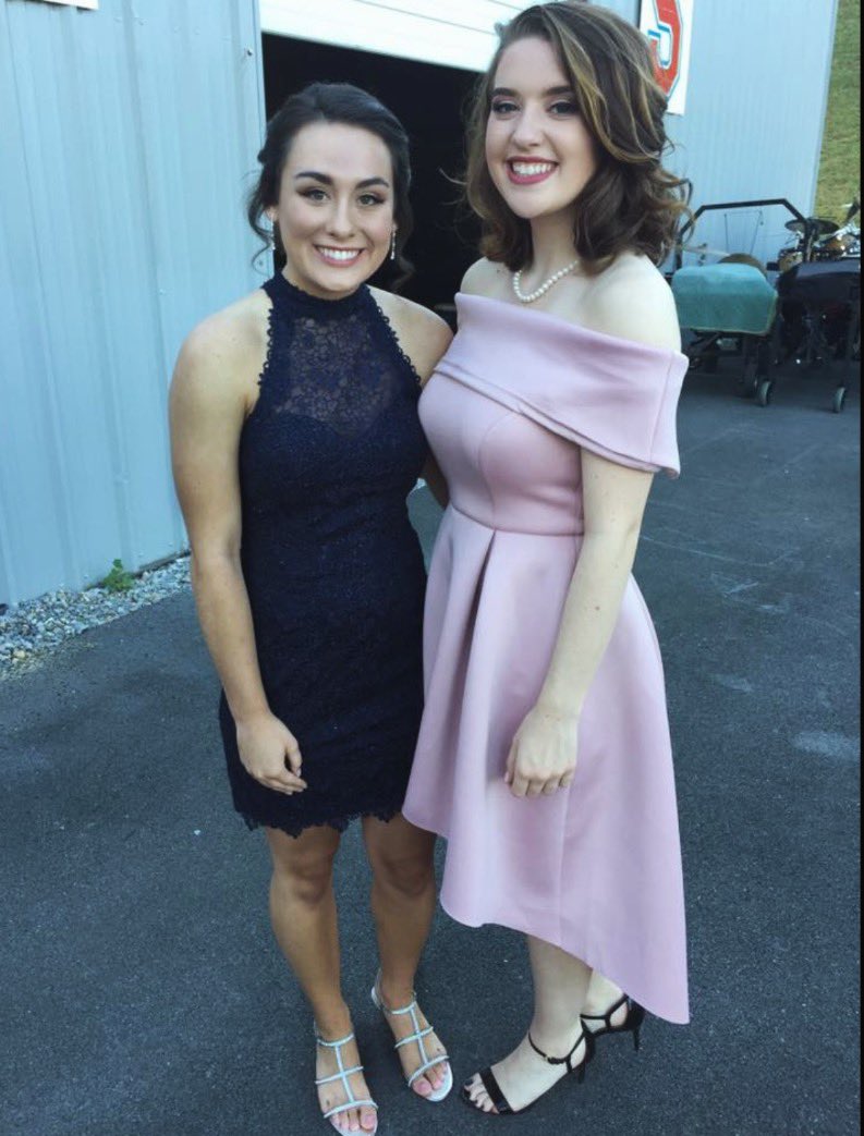 elliottkbrooks's tweet photo. @stellajseats happy freaking birthday!!! You are precious and ily💛 hope you have the best day ever🤩 https://t.co/N2v3V2SDhA