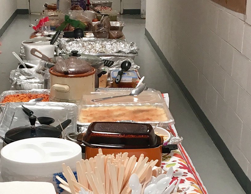 wemakepaint's tweet image. Happy Thanksgiving week to all. We were able to end the week with our annual pot luck lunch of traditional turkey, sides (and ribs😉)!