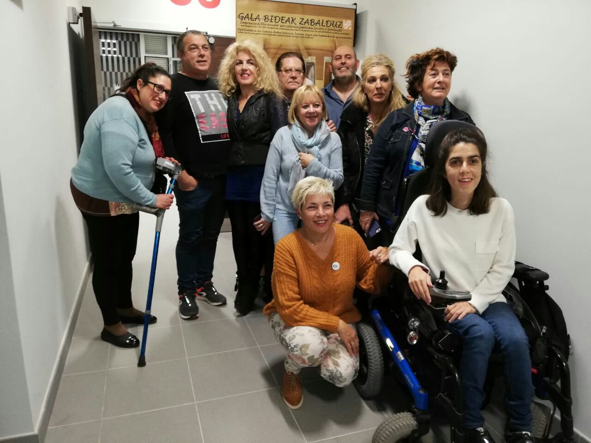 mvaliente0's tweet photo. Izugarria izan da egoera ezberdinetan dauden pertsonekin egotea.
Gracias por enseñarnos otras realidades.
Enfermedades poco conocidas sobre las que hay que investigar y visibilizar. @EGipuzkoaBat https://t.co/cYOnwx7zVi