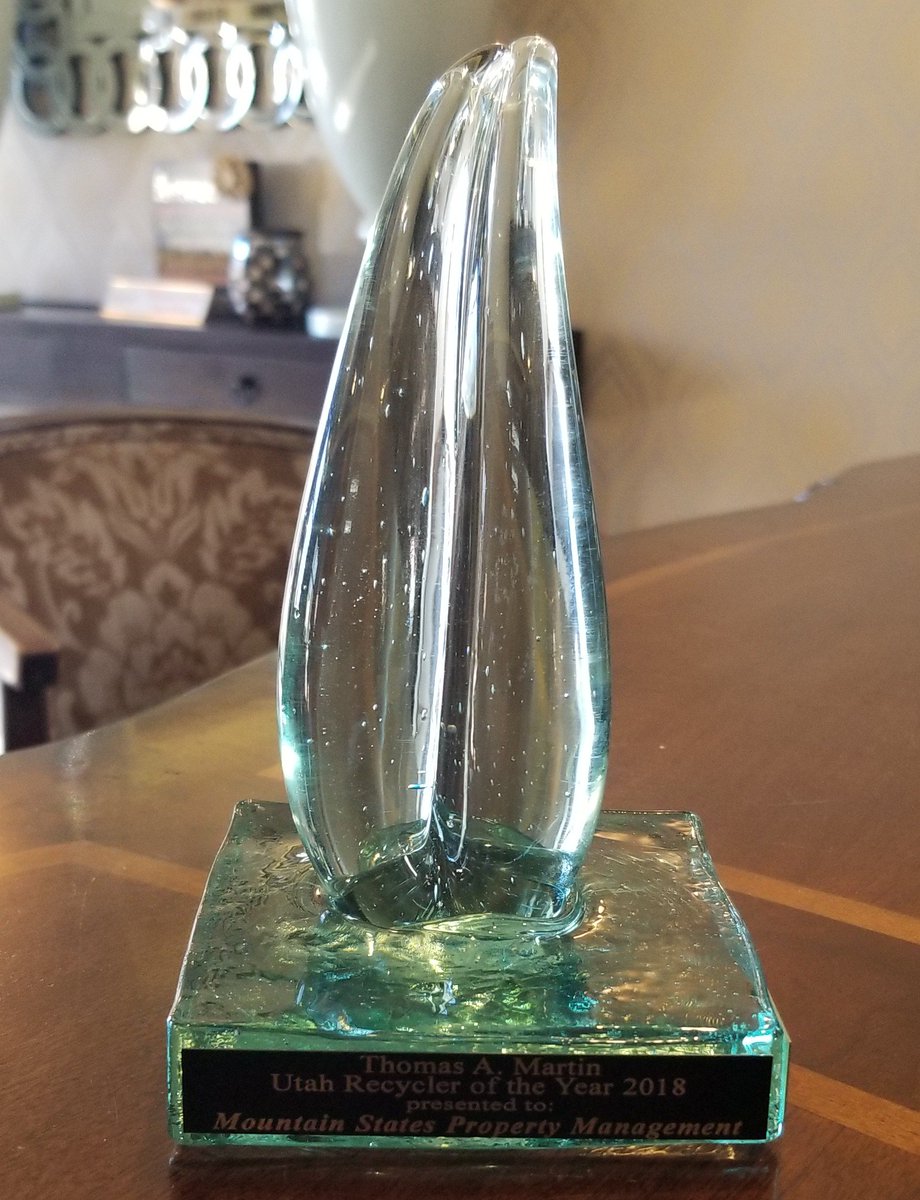 SeasonsForRent's tweet photo. We are honored to have been given the Utah Recycler of the Year award! 
.
.
.
#Recycle #recycling #GoGreen #apartments #utah https://t.co/a2WBz1yBwq