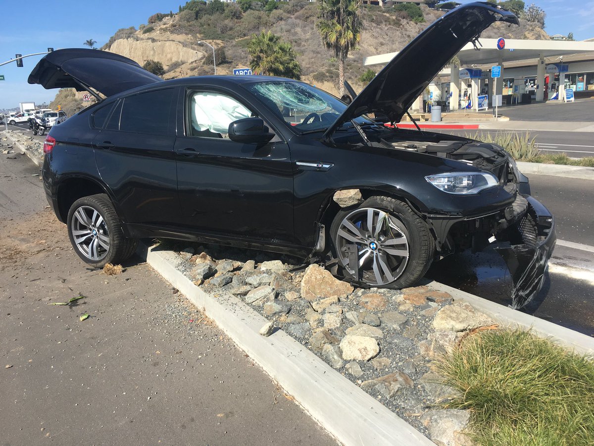 OCSDSanClemente's tweet photo. Earlier today a woman hit a bicyclists and fled. With help from citizens who followed her we located and arrested her for felony DUI/Hit n Run. Traffic will be messy for a bit at PCH/Cam Capistrano #itainthard #DontDrinkDrive #GetAnUberorLyft https://t.co/vUwot5BFRq