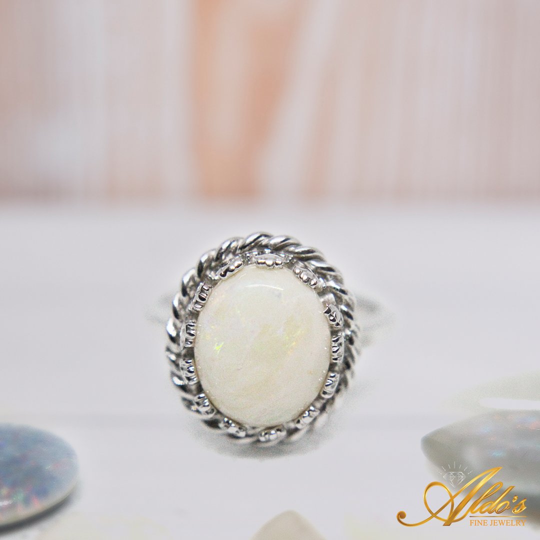 aldosfinejewel's tweet photo. Make your future is shine with the right jewelry! Visit us today and find your perfect jewelry. ✨ 

📍4662 S Kirkman Rd 32811 Orlando, FL.

#jewelry #fashion #gold #Diamonds  #Girls #GemRing #sparkly #fridaymotivation #Gems #rings #opal https://t.co/IMPVSO75W3