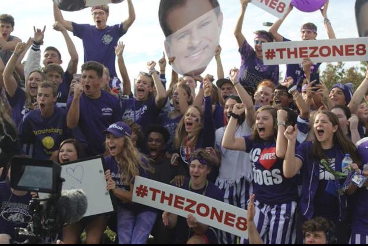 kyleigh_leaf's tweet photo. @ACwishtv @studentsbhs @WISH_TV Todayโs the day!!! Brownsburg WANTS THE BANNER!!! ๐๐ถ๐๐ถ #bonezone #bulldogtough #weloveac https://t.co/StaTt4vhtW