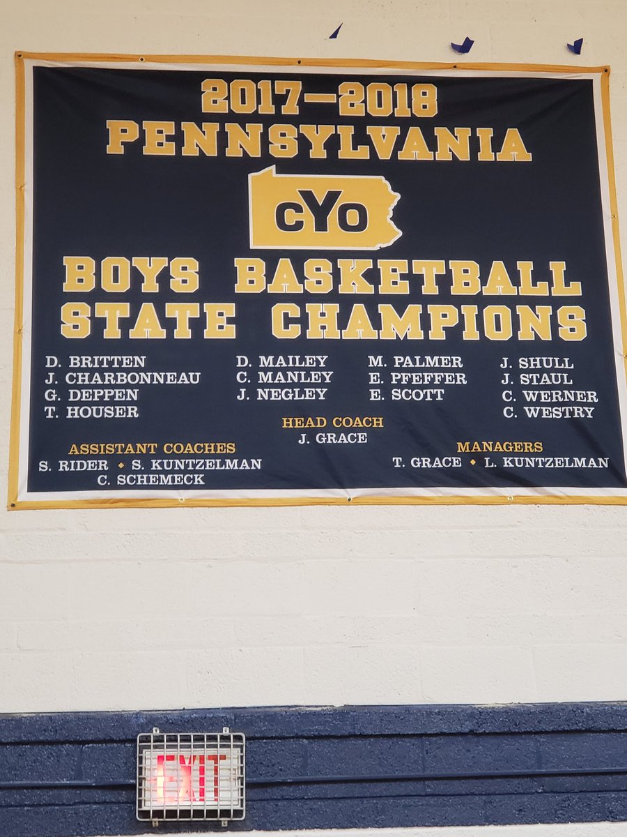hpfefferiii's tweet photo. The final celebration for the STS Boys Basketball team at the banner unveiling today. So proud of all the hard work they put in over the years to achieve this great accomplishment!!!

Good luck to all as high school season kicks off this weekend. https://t.co/THVZlCclg9