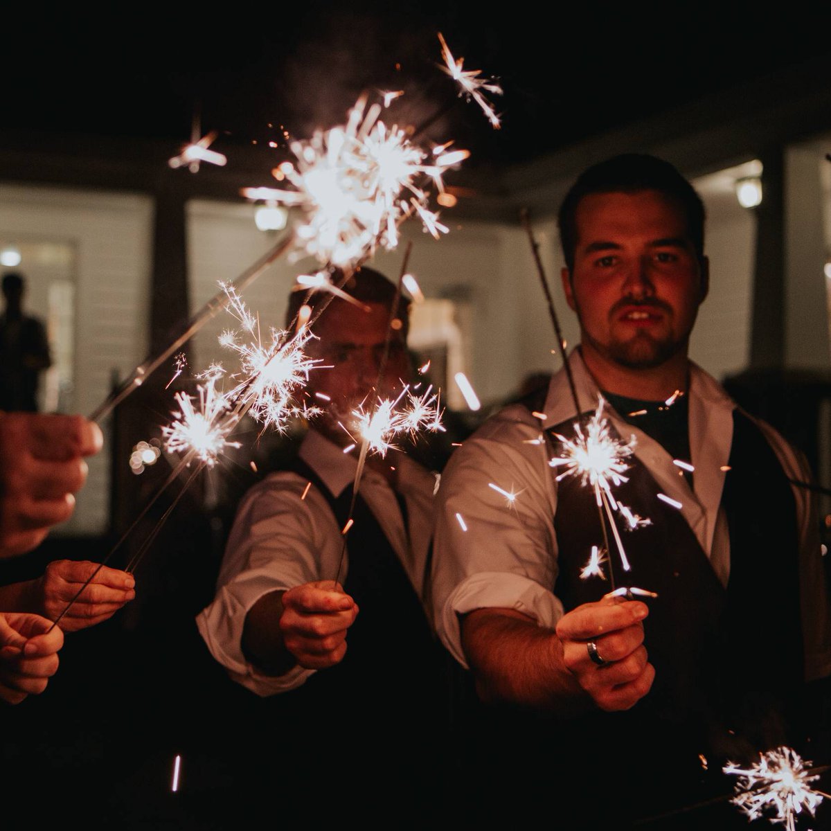 TJsDesignsEvent's tweet photo. Have a Sparkly #Weekend! #Weddings by #TeamTJs. #TJsFancies #TJsDAEvents #TJsWeddings #Orlando #OrlandoCity #OrlandoFL #OrlandoFlorida #Florida #CentralFlorida #Weddings #WeddingPlanning #WeddingPlanner #Events #EventPlanning #PartyPlanner #PartyPlanner #EventPlanner #Wedding https://t.co/ZMN4IYScbz