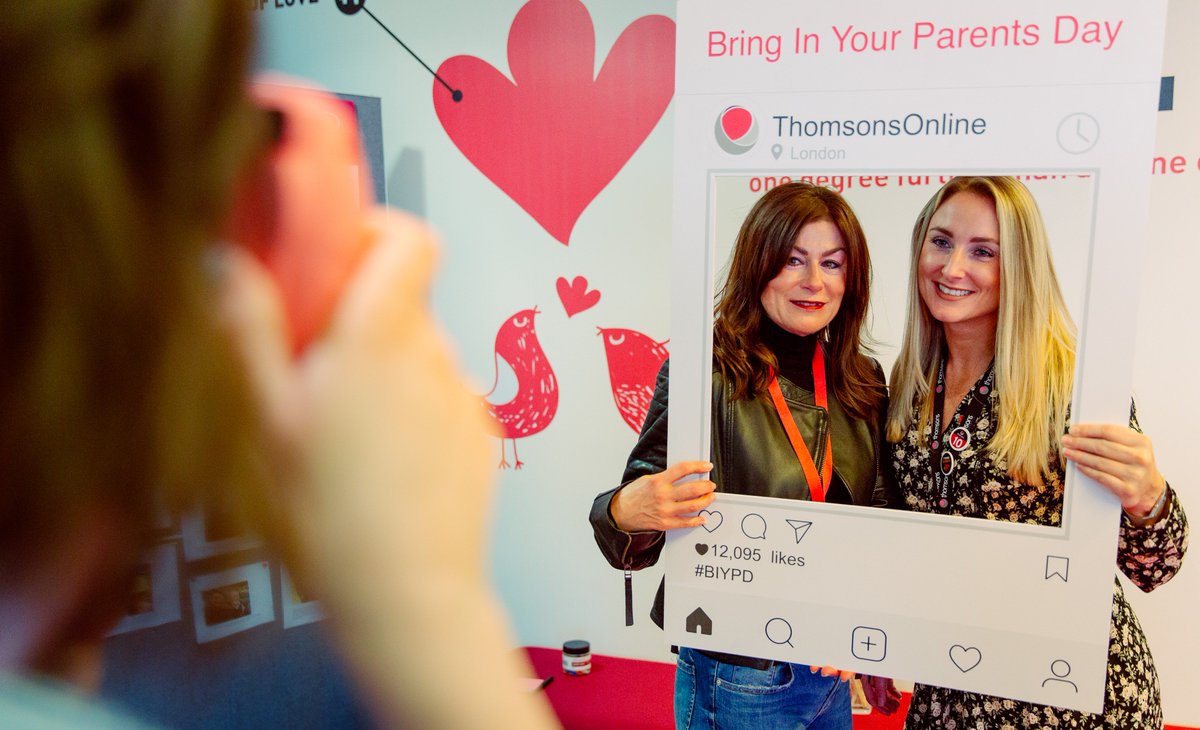 LifeatDarwin's tweet photo. We hosted a range of talks and events last week for Parents Week, rounding off with a fantastic #BringInYourParentsDay! Thank you to everyone who brought in their parents and family - it was great to share the PINK with you all #BIYPD https://t.co/F1UvBKnfmo