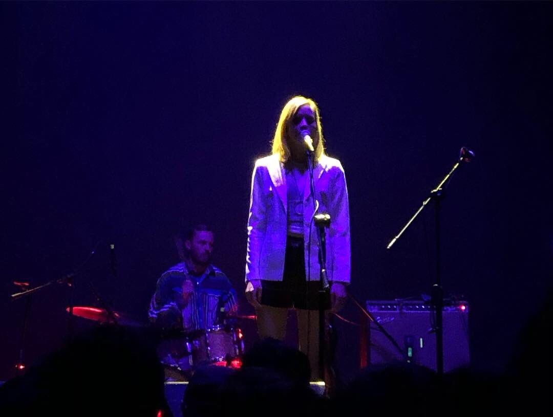 cestmarisol's tweet image. Anoche viendo a @ExplodedViewBnd 🖤