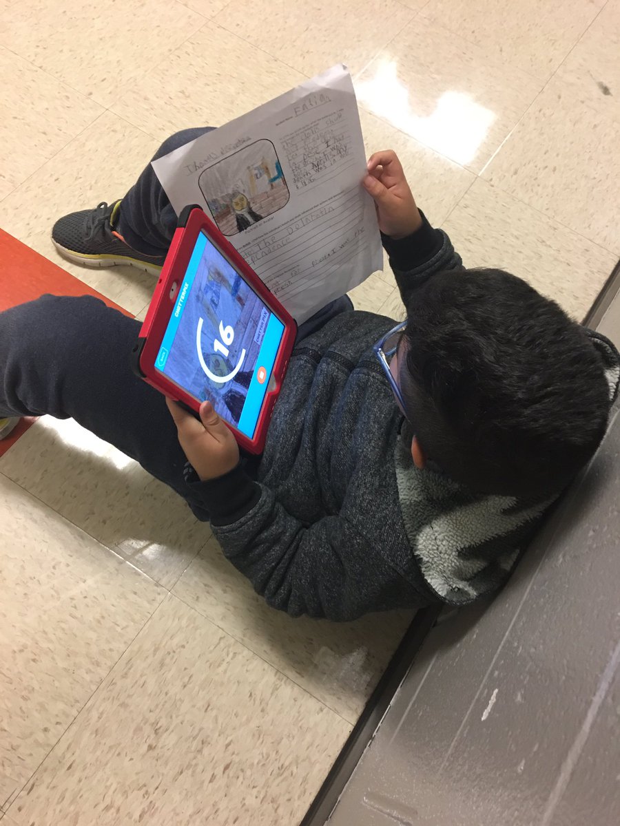 MrsFauldsRm217's tweet photo. The work continues. Founding fathers research project meets chatterkids. I cannot wait to wrap up this project and showcase the final products outside room 308! #USA #Declaration #TraitorsIfWeLost #ButWeWon @ClarkCreekSTEM https://t.co/NWSZNvct3L