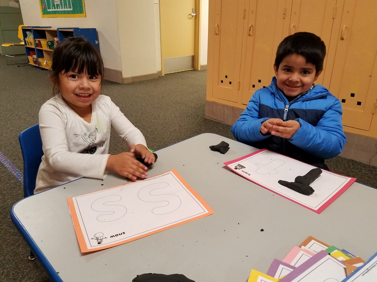 PreKRocketeers's tweet photo. Such a great time at the Moulton Literacy and Movie Night tonight! I had so much fun making connections with my current families and hearing how past families are doing! #learningourletters https://t.co/tGaLq8AG5o