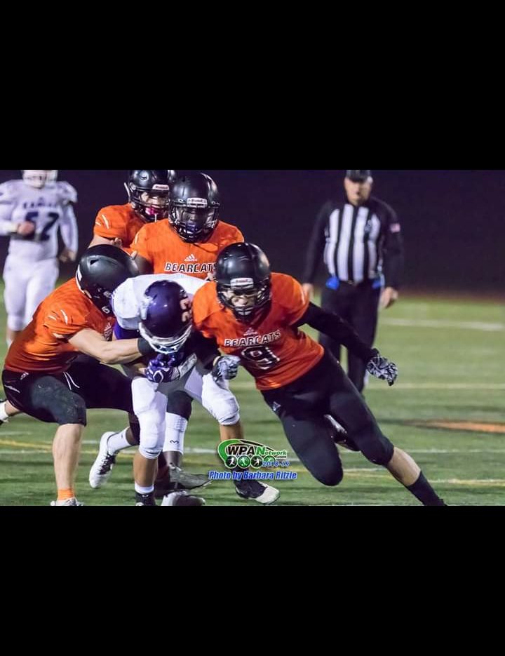 austin_b_moyes's tweet photo. Honored to have recieved 4A Wesco Second team DB!🏈
@MonroeBearcats https://t.co/3fE3w2F8qs