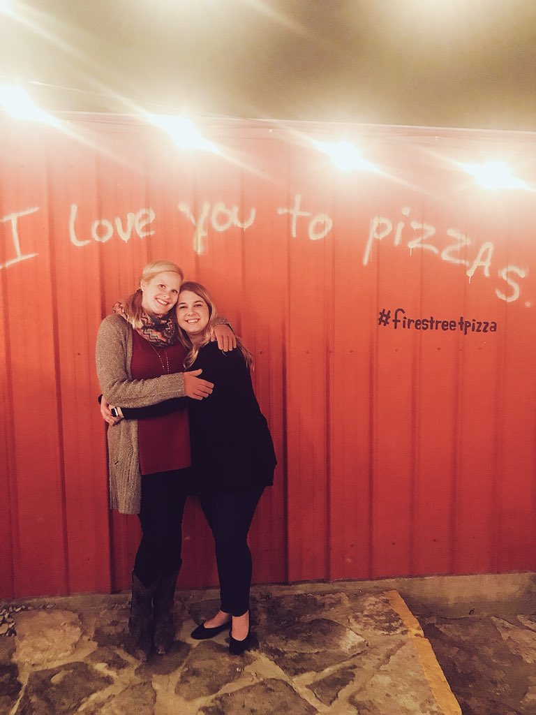 emilyannecramer's tweet photo. BFF Lovin #Firestreetpizza https://t.co/x9H2qllBO1