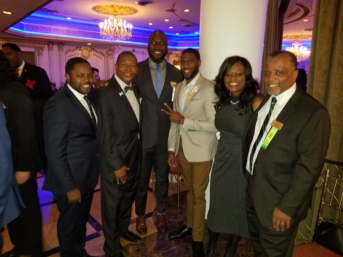 AMBichotte's tweet photo. @JumaaneWilliams joins @NAMCNational #NYtristate chapter #MWBE Gala speaking on equity & inclusion for #women & #minorities Businesses including #1447 Bill 2 ensure safety 4 contract workers @nytimes @KingsCountyPols @MTA @JSandersNYC @JonDoris1 @GreggBishopNYC @NYCMayorsOffice https://t.co/Y8sWTqxJGS