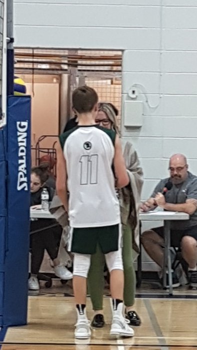shellyczn's tweet photo. Congrats to the Varsity boys V'ball team picking up 3rd place and to Ose Izokun #allstarofthegame and Tristan Maluga #playerofthegame Great effort by all the boys!!
#masseypride #highschoolvolleyball2018 #greatseason #hardworkpaysoff #gomassey  @Xtristan14 @icvmcwpg @MrjonesVMC https://t.co/TalpotSjzL