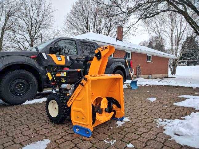 EquipmentOnt's tweet photo. With all the snow we recieved overnight, it was a Busy Day delivering @CubCadet_CA Snow Throwers. Inquire with our Sales Team about Upgrading your Snow Shovel Today.
#Stoltzsales #StoltzSnowSolutions https://t.co/bill2GGKkB