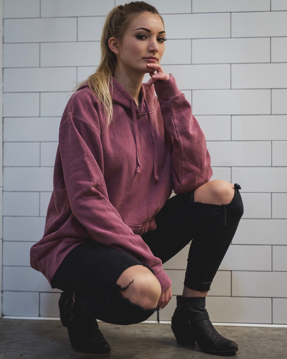 LowKeyClothingX's tweet photo. Low Key Wine Hoodie https://t.co/n8LaSojXFC