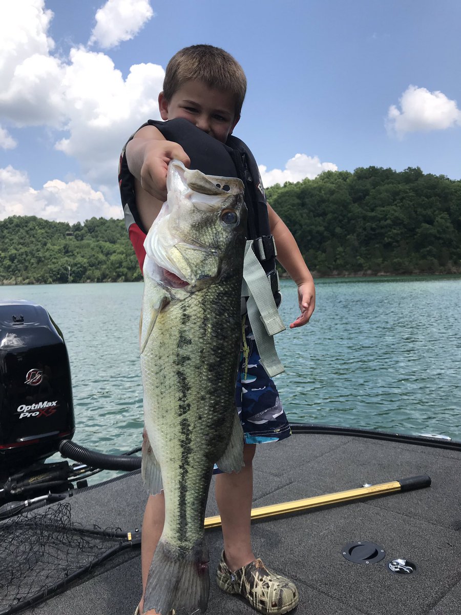cddossett's tweet photo. @TCHSFishing Class of 2030 1st grader looking to make an early impact on @KHSAA Bass Fishing scene! https://t.co/L9vau8ZLT8