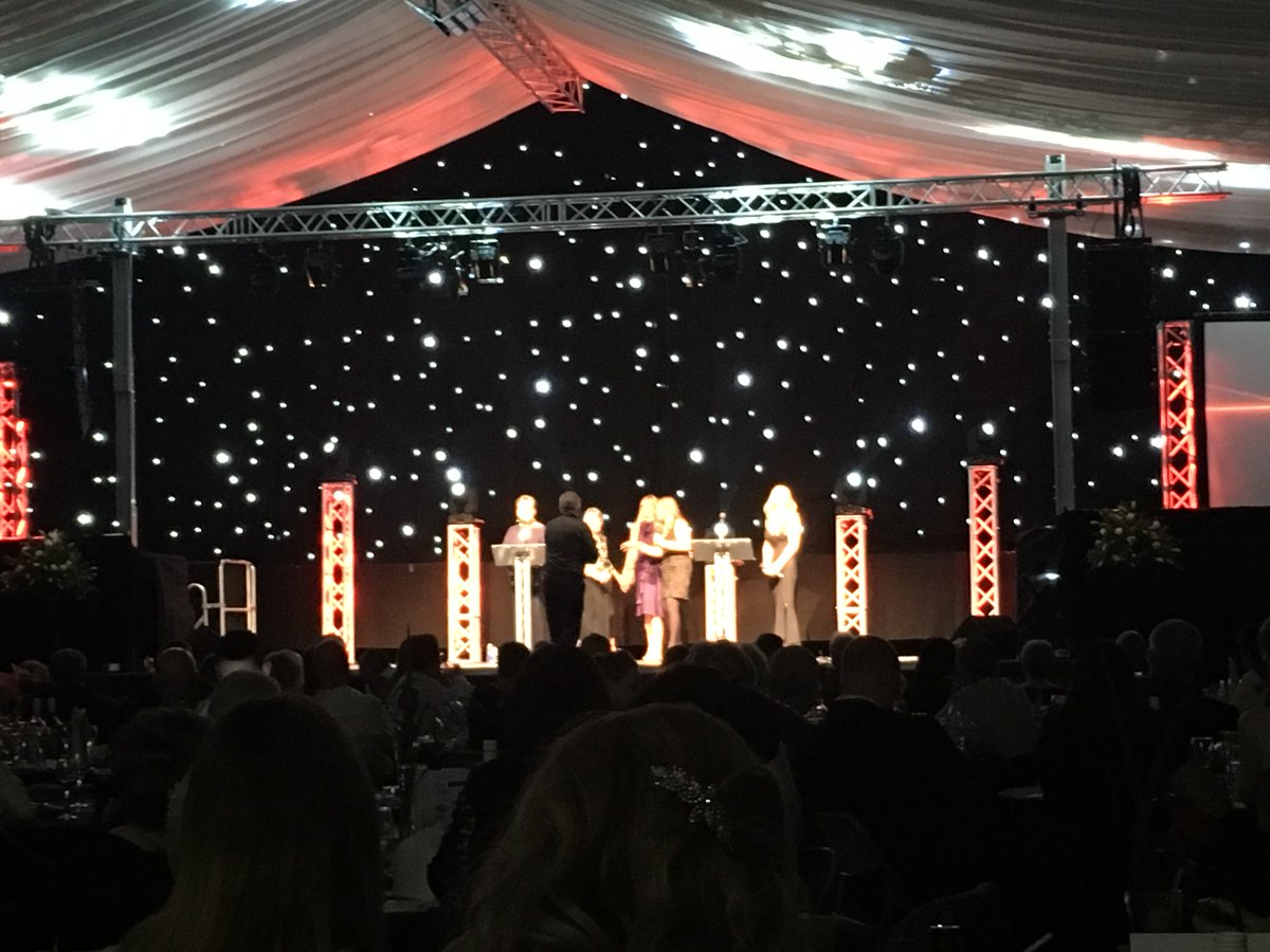 The award for ‘Volunteer of the Year’ at the <a href="/ChronOnline/">Barnsley Chronicle</a> #ProudofBarnsley awards <a href="/BPLMetrodome/">BPL</a> goes to Julie Brown 

Congratulations from <a href="/northerncollege/">Northern College</a> 🎉👏🏼😊

#Barnsleyisbrill