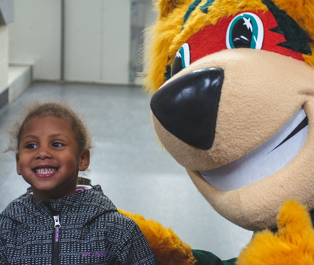EquityOnIce's tweet photo. Thank you once again to everyone who came out to support our mission we can't thank you enough! If you are looking for pictures from this years event they can be found here with more being uploaded every week: https://t.co/hpT6RkZFY1 #EquityOnIce https://t.co/lO3HGFTpdW