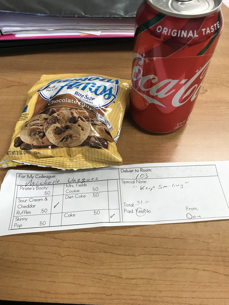 MrsVazquez54's tweet photo. My colleagues help make my Friday a Fri-YAY! 🙌🏽 #fridaypickmeup @D54schools #WeAre54 #D54Armstrong https://t.co/5yJZdWYCHA